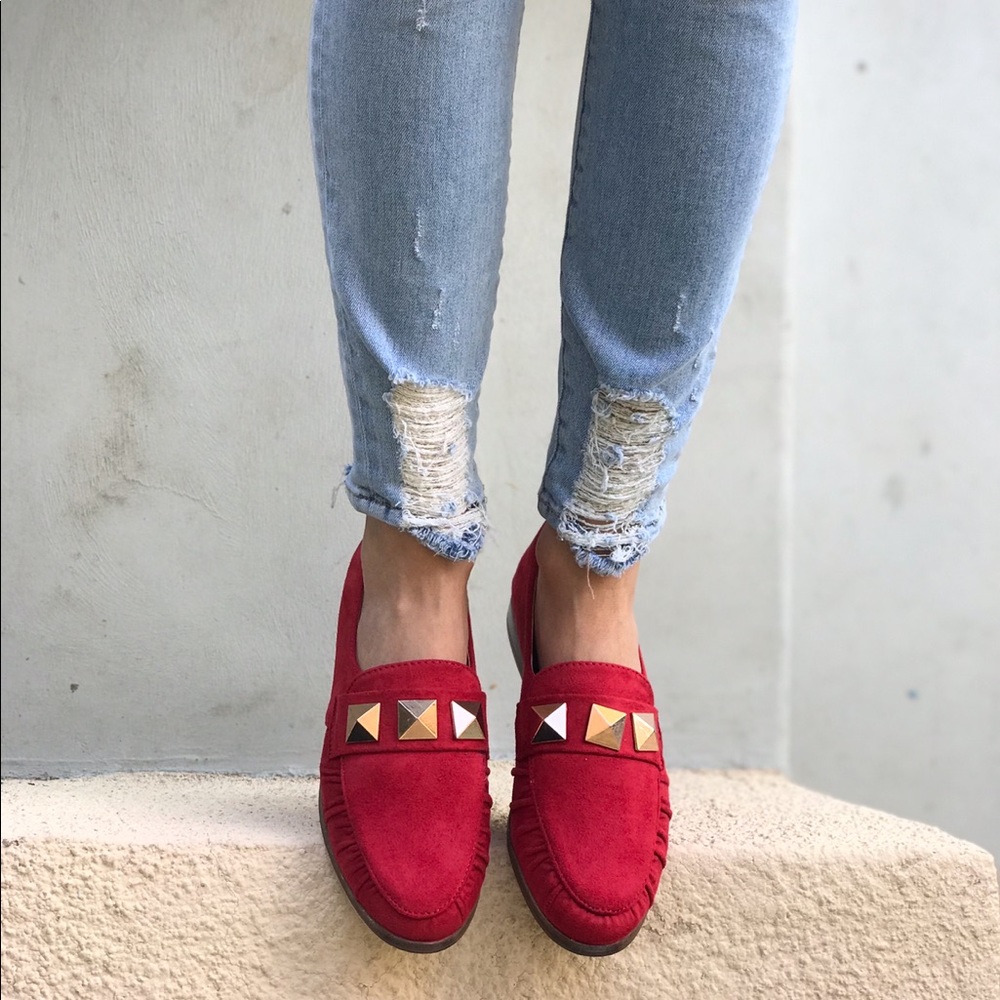 Red Wing Studded Slip On Boyfriend Loafer Flats - Picture 2 of 6
